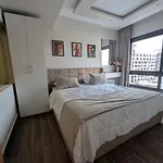 Charming Brand New Apartment 517